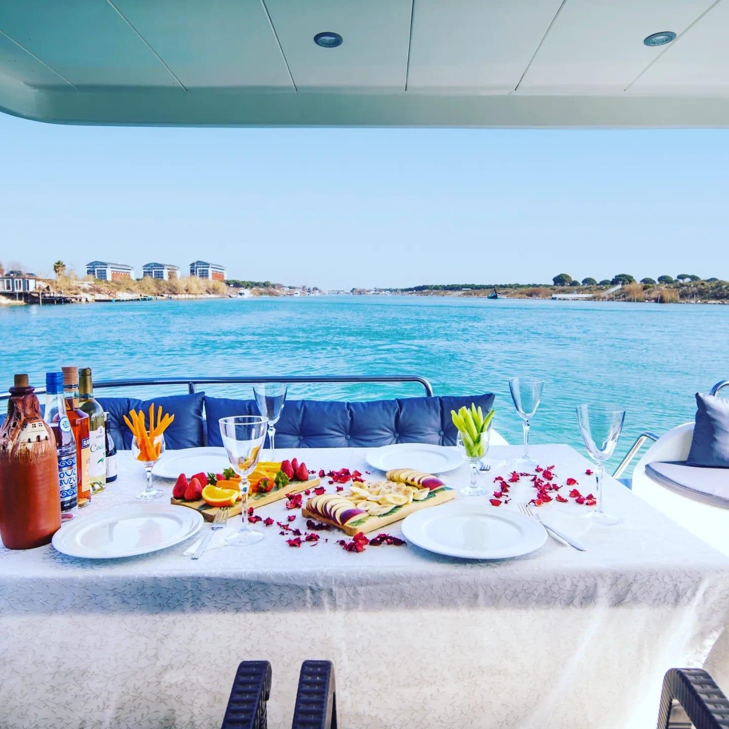 Freedom Yacht Belek | Private Yacht Tour with Meal Included