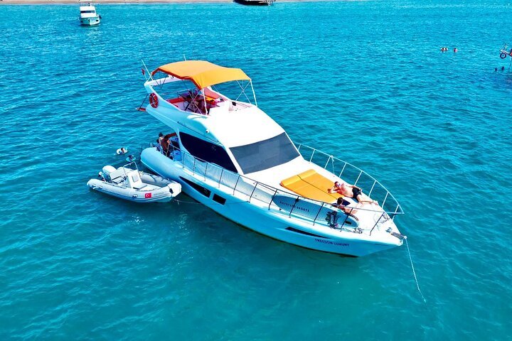 VIP Freedom Yacht Belek | Best Private Yacht &amp; Boat Rental Experienc…